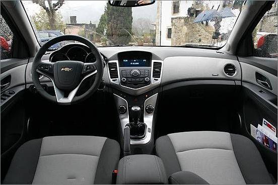 Ban xe cruze 16 ls gia cuc tot-1308027084_623aa7ba