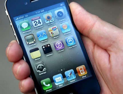 “Kính iPhone 4 dễ vỡ hơn iPhone 3GS”