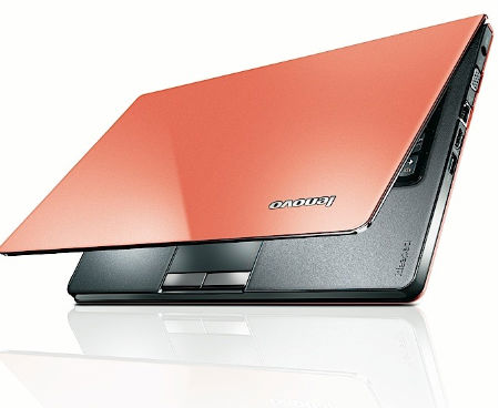 Lenovo IdeaPad U260 có giá khởi điểm 899 USD