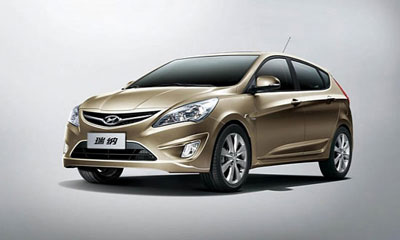 Hyundai Accent 5 cửa bản “Tàu” trình làng