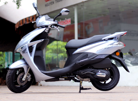 Honda Mojet 125 – xe tay ga mới tại Sài Gòn