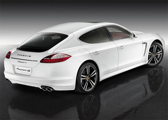 Porsche Panamera 4S dành riêng cho các đại gia Ả-rập