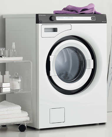 Electrolux WA SL3M 101: Máy giặt cho căn hộ nhỏ
