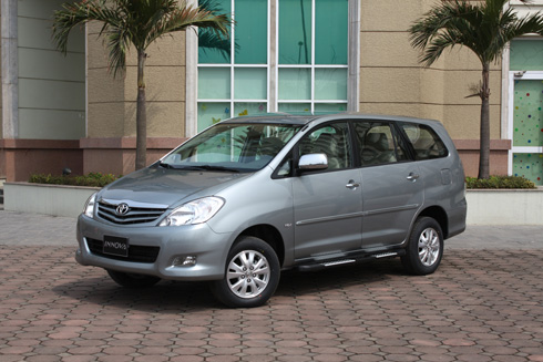 Toyota Innova GSR 2011 có giá 754 triệu đồng