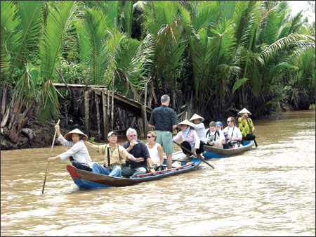 An toàn du lịch Việt Nam: "Chưa thấy quan tài chưa đổ lệ"