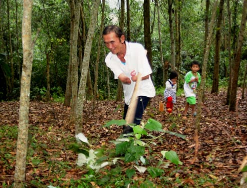 'Lão cụt' triệu phú