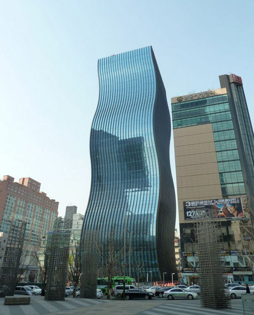 Tòa nhà bằng kính hình sóng lượn