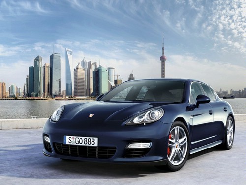 Porsche Panamera Turbo S sắp lên kệ