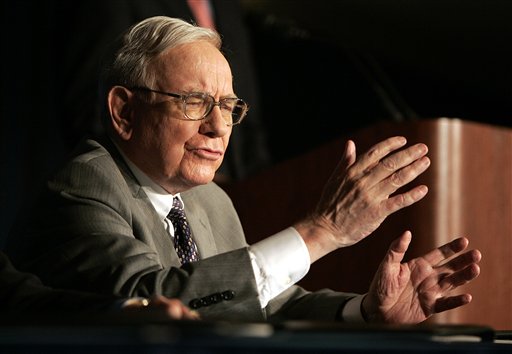 Warren Buffett: Năm 2011 nên bỏ tiền vào đâu?