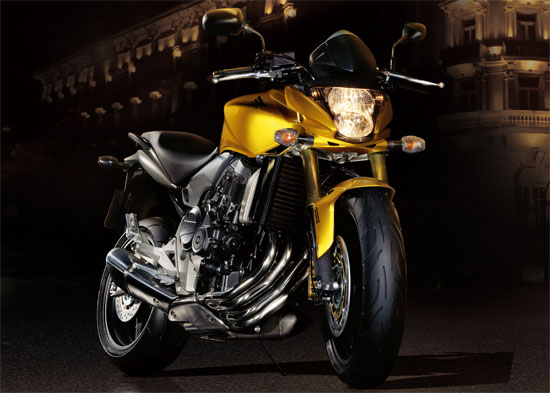 Honda CB600F về Việt Nam giá gần 20.000 USD