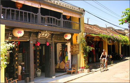 Du lịch mùa Vu Lan cùng Saigontourist