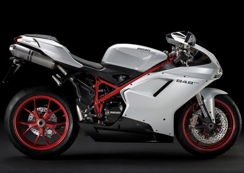 Ducati SBK 848 EVO 2011 chính hãng cập cảng Sài Gòn