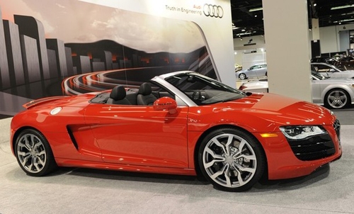 Audi triệu hồi xe của ‘Người sắt’ R8 Spyder