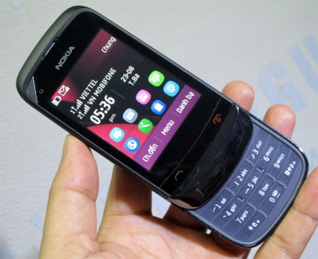 Mở hộp điện thoại 2 sim 'bấm và chạm' của Nokia ở VN