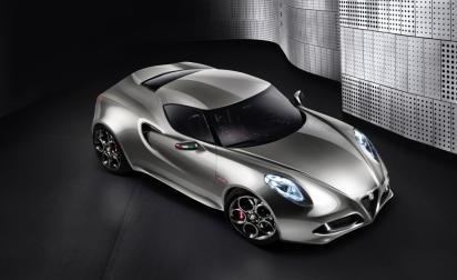 Alfa Romeo 4C Concept trước thềm Frankfurt