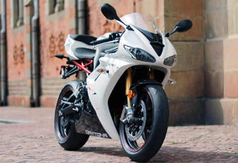 Triumph Daytona 675R 2012 đầu tiên tại Việt Nam