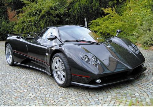 Pagani Huayra - siêu xe khơi dậy những đam mê