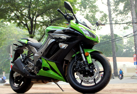 Kawasaki Ninja 1000 2012 đầu tiên tại Việt Nam