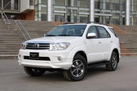 Toyota tặng 2 năm bảo hiểm vật chất cho Fortuner