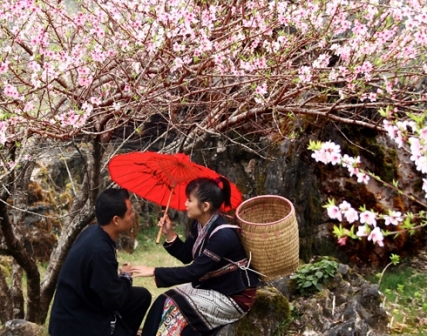 Du lịch Hà Giang, tìm về chợ tình Khau Vai cùng Vietrantour