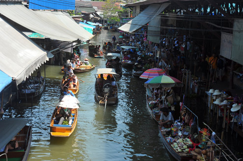 Lênh đênh chợ nổi Thái Lan