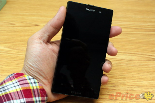 Sony Xperia Ion phiên bản quốc tế bán ra trong tháng 5