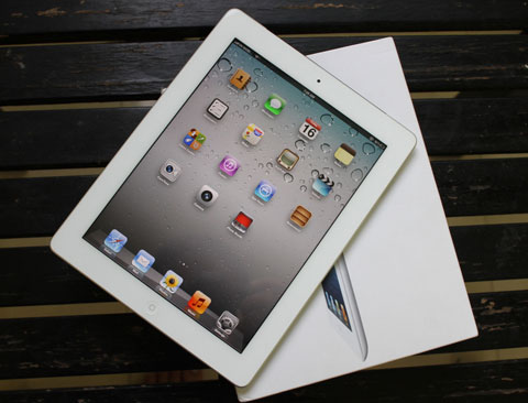 Giá iPad mới hạ mạnh do hàng Hong Kong đổ về