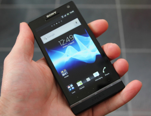 Sony phát triển smartphone dùng màn hình AMOLED