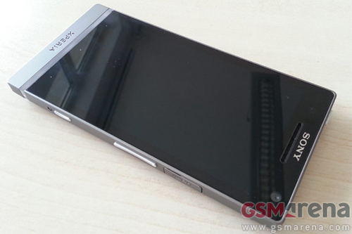 Phiên bản nâng cấp của Xperia S lộ 'ảnh nóng'