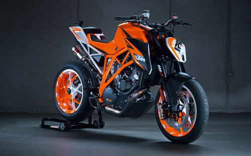 KTM 1290 Super Duke R - naked bike mạnh mẽ