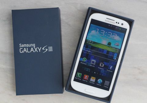 Samsung ra firmware sửa lỗi 'đột tử' cho Galaxy S III