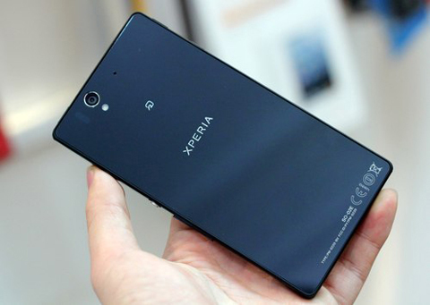 Có nên bỏ 18 triệu mua điện thoại Sony Xperia Z?
