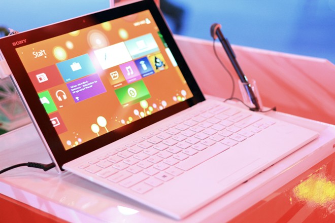 Cận cảnh tablet PC giá 26 triệu đồng của Sony