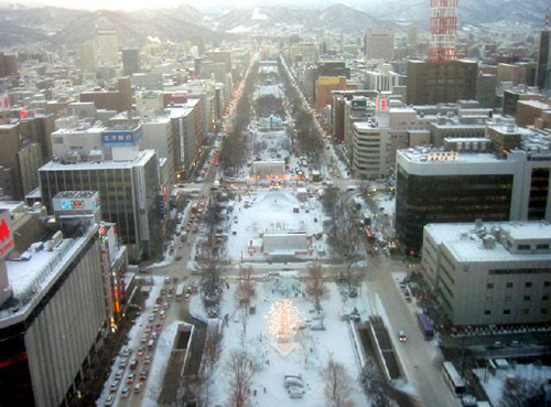 Tưng bừng lễ hội tuyết tại Sapporo