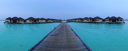 Bí quyết du lịch bụi ở thiên đường biển Maldives