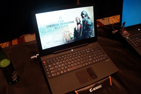 Aorus X5: Laptop chơi game 15-inch mạnh nhất thế giới