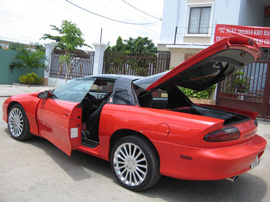 Bán Xe Sport 2 cửa 4C, Camaro, màu đỏ, xe nhập từ Mỹ, SX 95, xe đẹp,