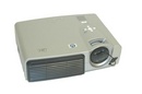 Tp. Đà Nẵng: Cần tiền bán máy chiếu HP vp-6111 đem từ usa về mới xem được 2 đỉa dvd fim CL1042307