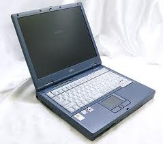 Laptop Fujitsu, Pentium M1.6Ghz, DDR 512, giá 2,5 triệu. Tel: 0917.030.030