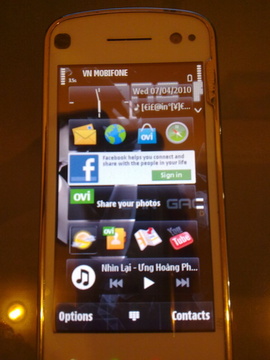 Cần bán Nokia N97-32gb màu White( trắng) đẹp mới chưa bung còn bh
