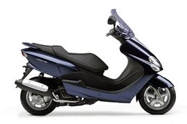 Bán xe yamaha nữ chạy còn rất đẹp, độc hàng hiệu giá 16triệu