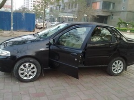 Cần bán gấp Fiat Albea 1.6l, máy xăng, sản xuất 2006, xe mới 90%