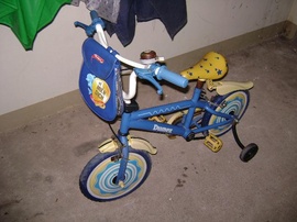 Bán 1 xe đạp trẻ em giá 100 ngàn, LH: 0908979234 gần cây Xăng 75 của trung đoàn