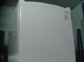 Bán tủ lạnh deawoo 50 lít đt liên hệ : 098.8800337