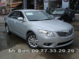 TOYOTA CAMRY 2.0E 2011mới 100%, nhập khẩu Đài Loan, đầy đủ đồ chơi, giá tốt