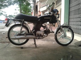 Cần bán 1 em honda 67 ss50, máy ngon, khung ss50, tất cả phụ tùng zin.