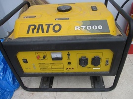 Máy phát điện Rator R7000 5.0 KW, bình chửa cháy 8kg