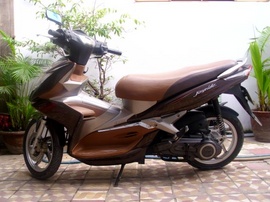 Bán xe JOYRIDE FI đăng kí 12/2009, màu nâu bạc, xe chính chủ, chứng giấy sang tên