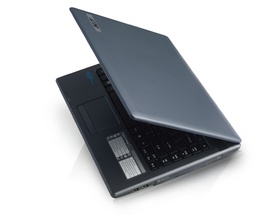 Cần bán Laptop Acer Aspire 4349, mới 99%, 3GB Ram, tặng kapersky 1 năm.