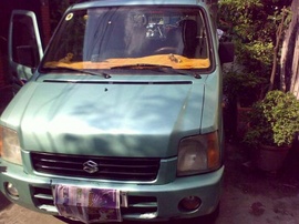 Cần bán một xe suzuki wagon đời cuối 2005 xe chạy rất êm, ít hao nhiên liệu